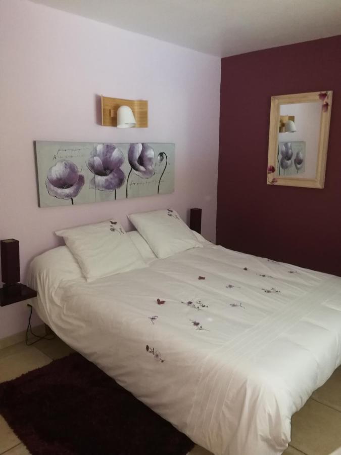 Au Doux Repos Bed & Breakfast Lucbardez-et-Bargues Exterior photo